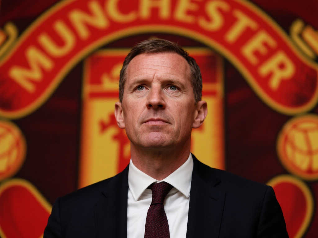 曼联困境加剧:阿什沃思“离职”暴露问题,拉爵误判再添新账 曼联困境加剧:阿什沃思“离职”暴露问题,拉爵误判再添新账